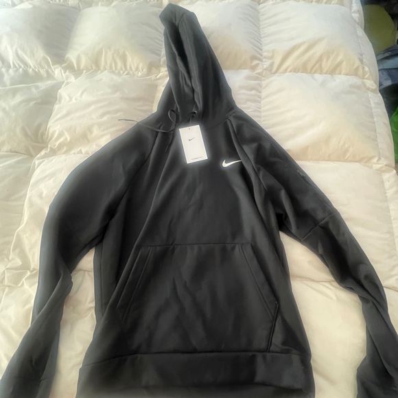 Nike Therma
Men's Therma-FIT Hooded Fitness Pullover. New with tags. - Picture 3 of 5